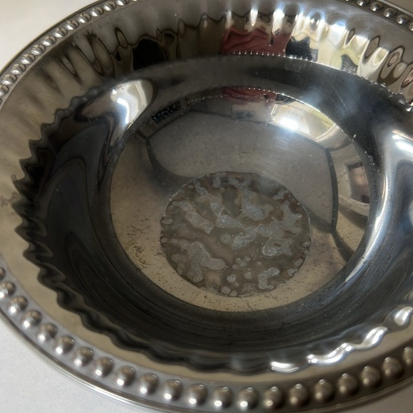 Wilton Armetale Flutes and Pearls Snack Bowl - Picture 2 of 4